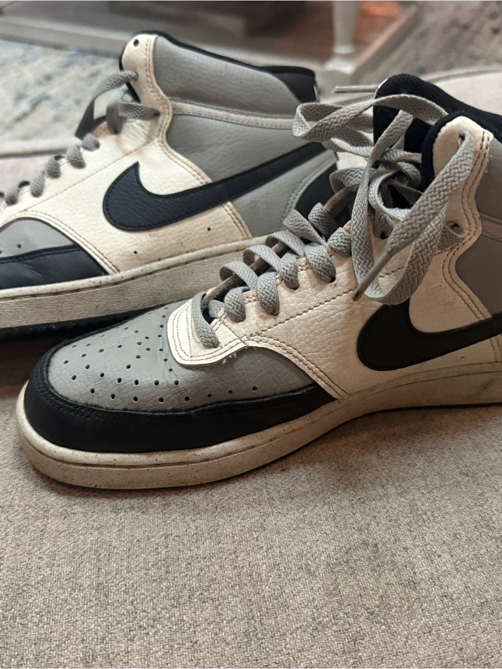 Nike Men’s High-Top Sneakers in Black, white  and Gray